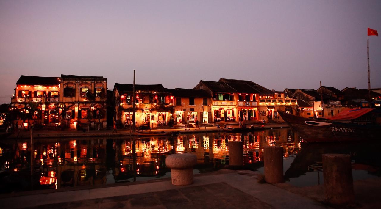 Light Sky Homestay Hoi An Esterno foto